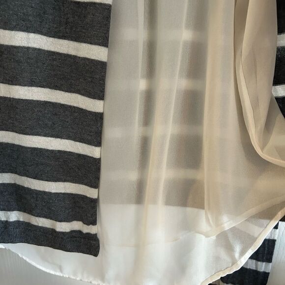 EXPRESS sweater‎ /split back women’s Medium striped - Picture 10 of 16